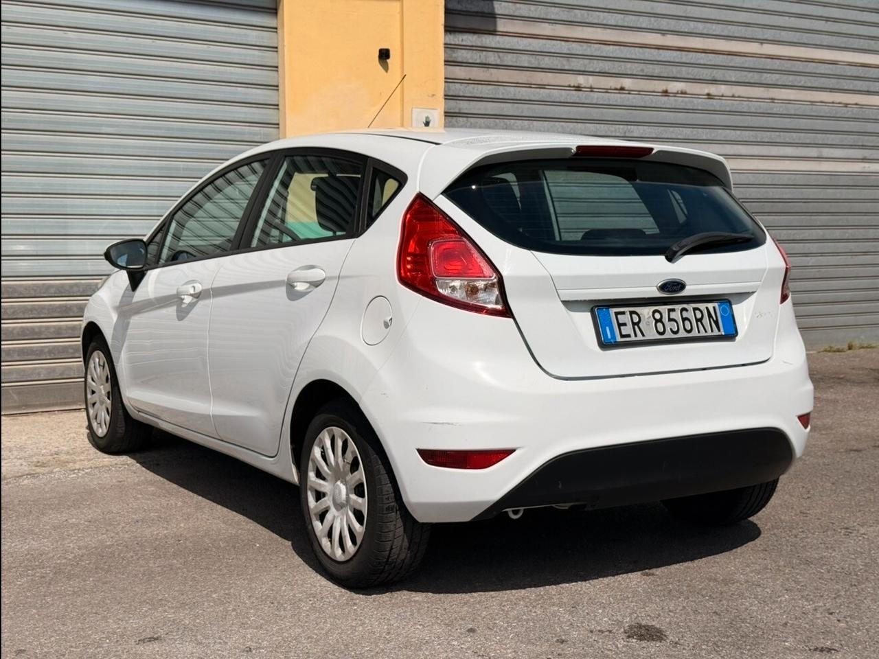 Ford Fiesta 1.0 80CV 5 porte Titanium