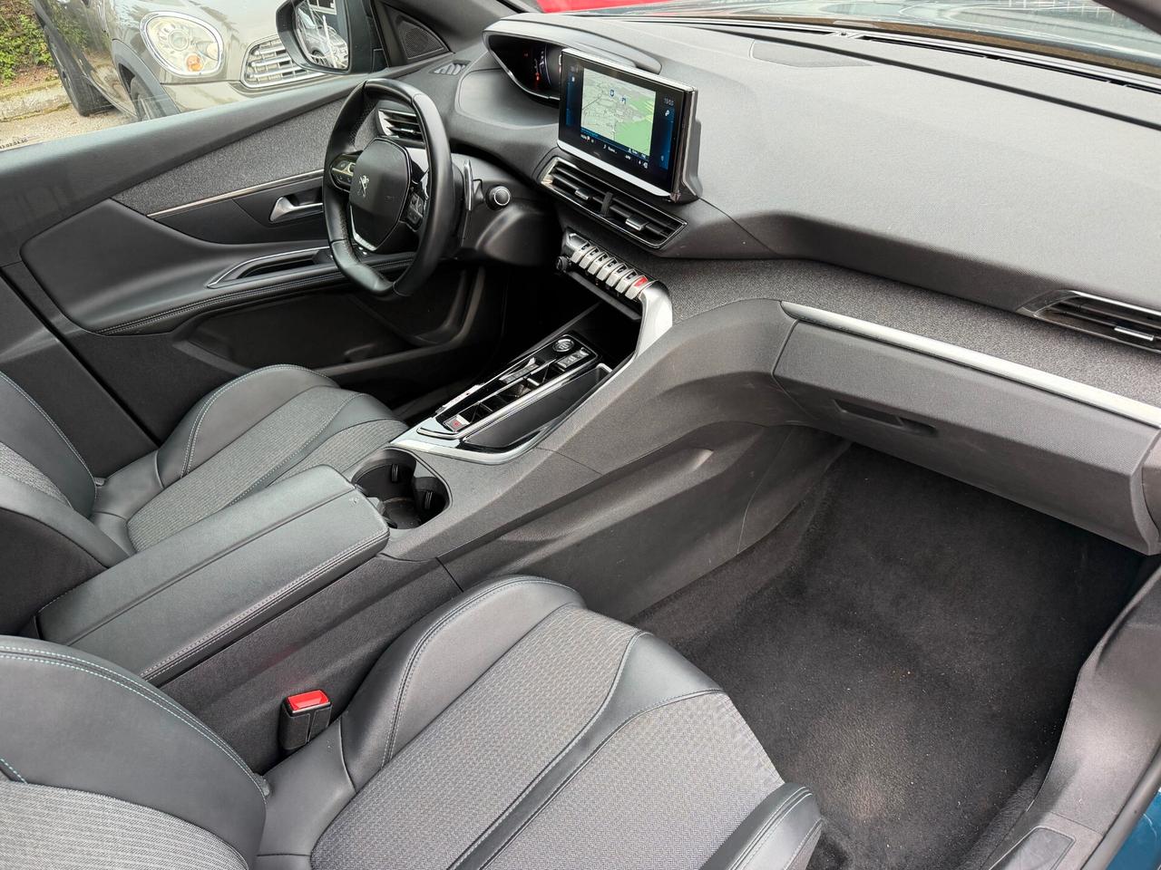 Peugeot 3008 BlueHDi 130 S&S EAT8 Allure Pack 2023