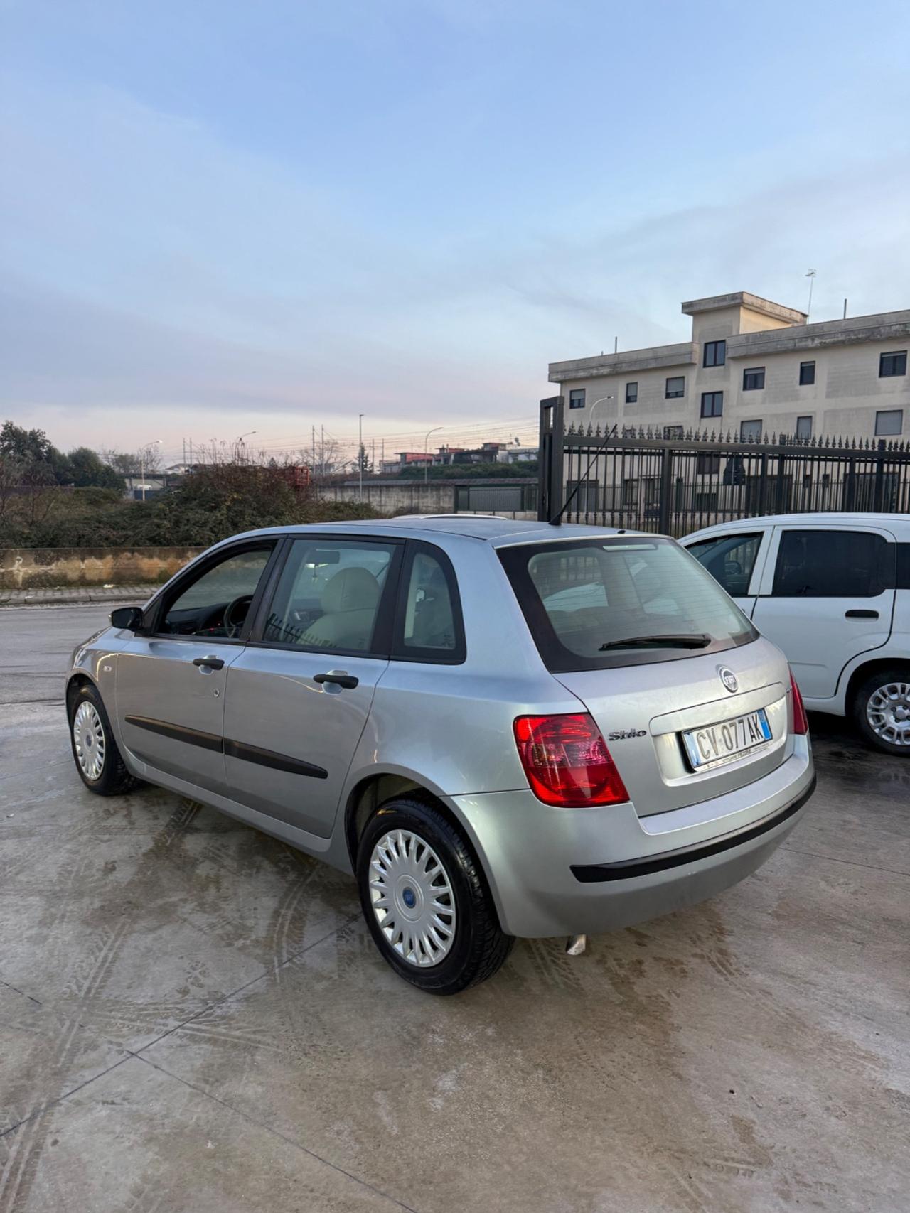 Fiat Stilo 1.4i 16V 5 porte Active