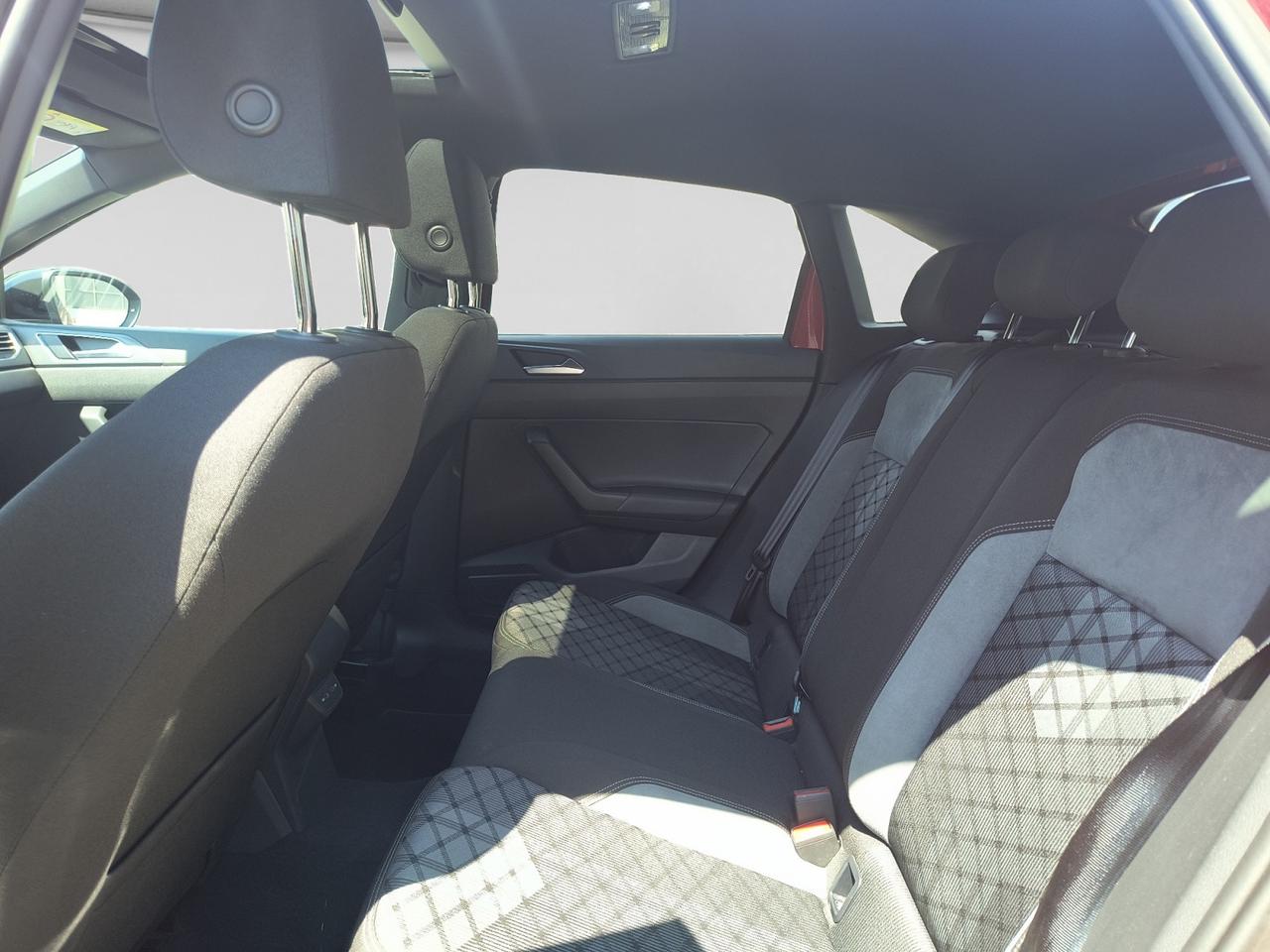 VOLKSWAGEN Taigo - Taigo 1.0 tsi R-Line 110cv