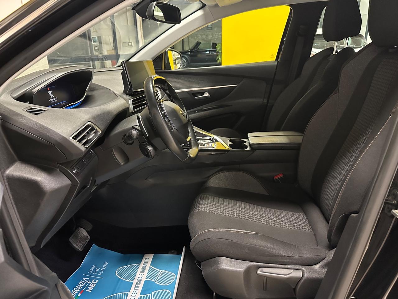 Peugeot 3008 BlueHDi 130 S&S EAT8 Active Business