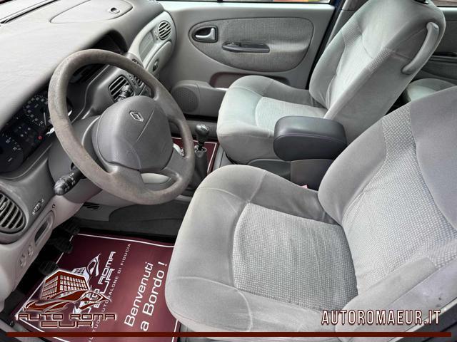 RENAULT Megane Scénic Evol. 1.6 16V cat