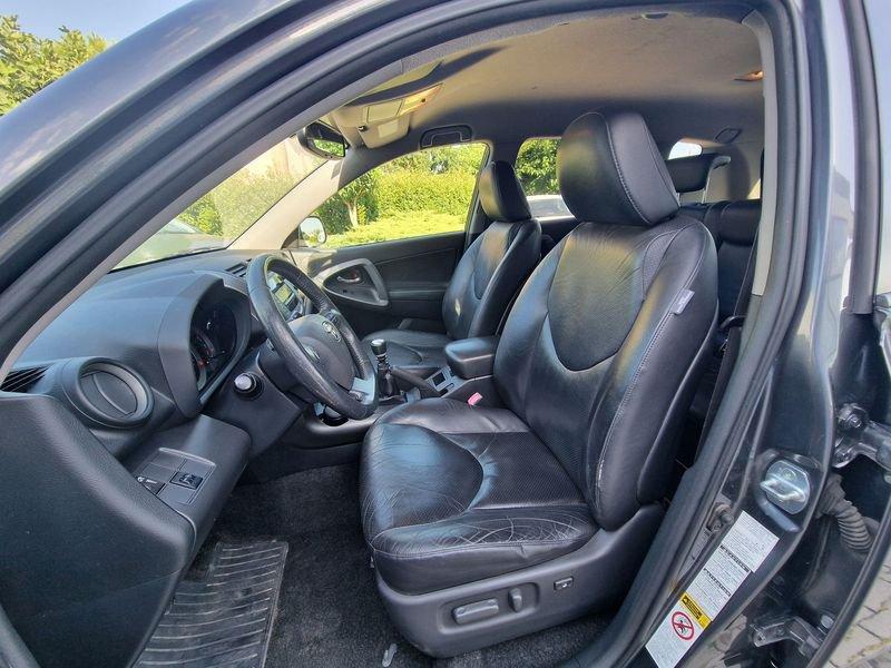 Toyota RAV4 RAV4 2.2 D-Cat 177 CV Luxury