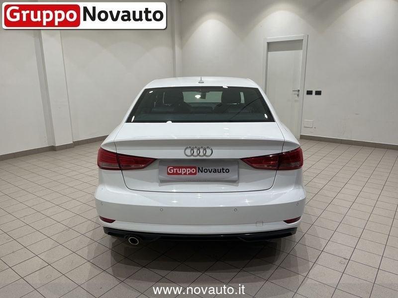 Audi A3 Sedan 30 TDI S tronic Sport