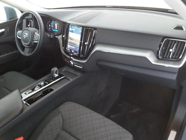 VOLVO XC60 B4 (d) AWD automatico Core *IVA ESPOSTA*