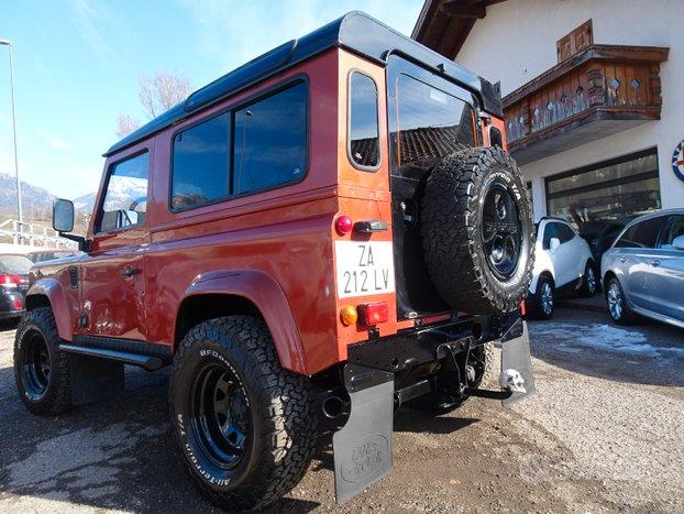 LAND ROVER Defender - 2000