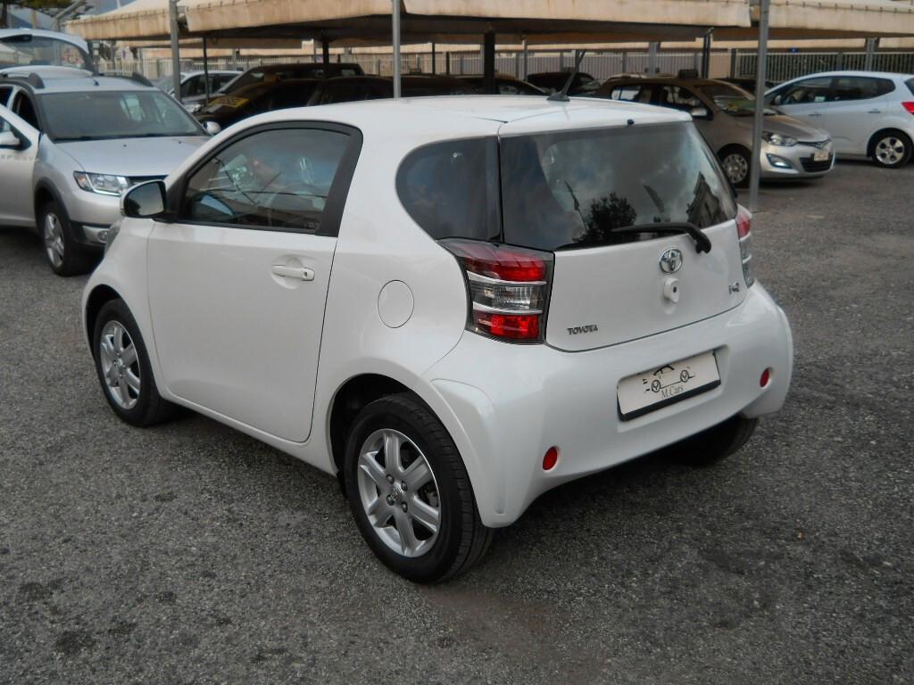 Toyota iQ TOYOTA IQ 1.4 DIESEL 66 KW 90 CV 6 MARCE OK NEO PATENTATI