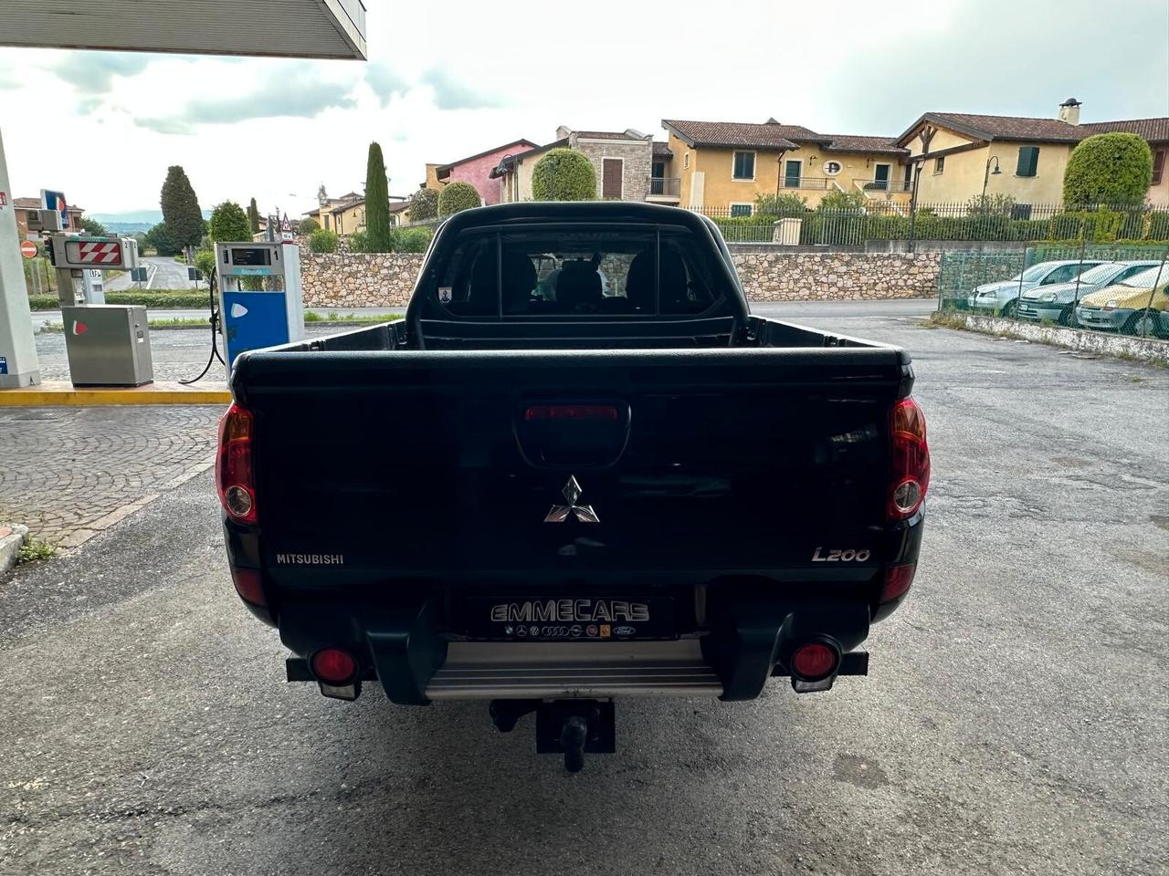 Mitsubishi L200 2.5 DI-D Edition 20 Doppelkabine 4WD