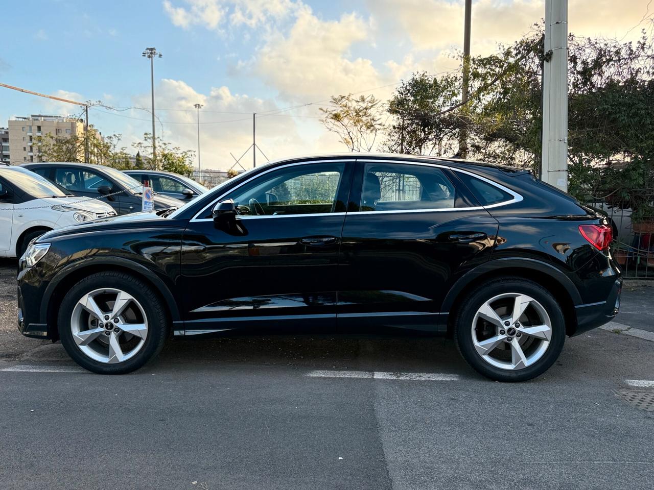 Audi Q3 Spb 35 TFSI S tronic line edition