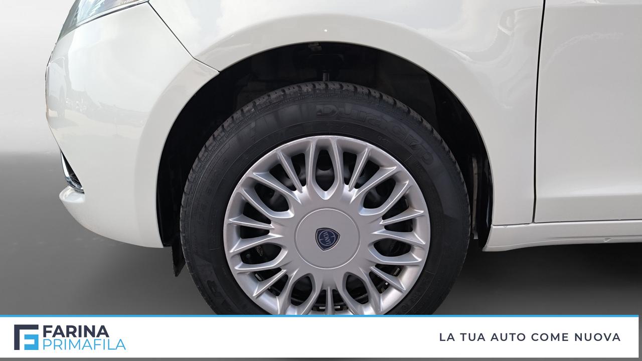 LANCIA Ypsilon III 2015 - Ypsilon 0.9 t.air Gold ecochic metano 80cv