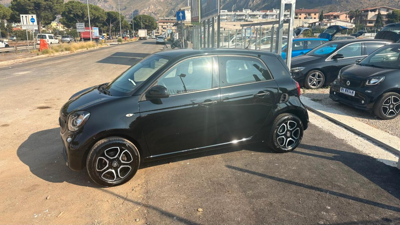Smart ForFour 70 1.0 Passion