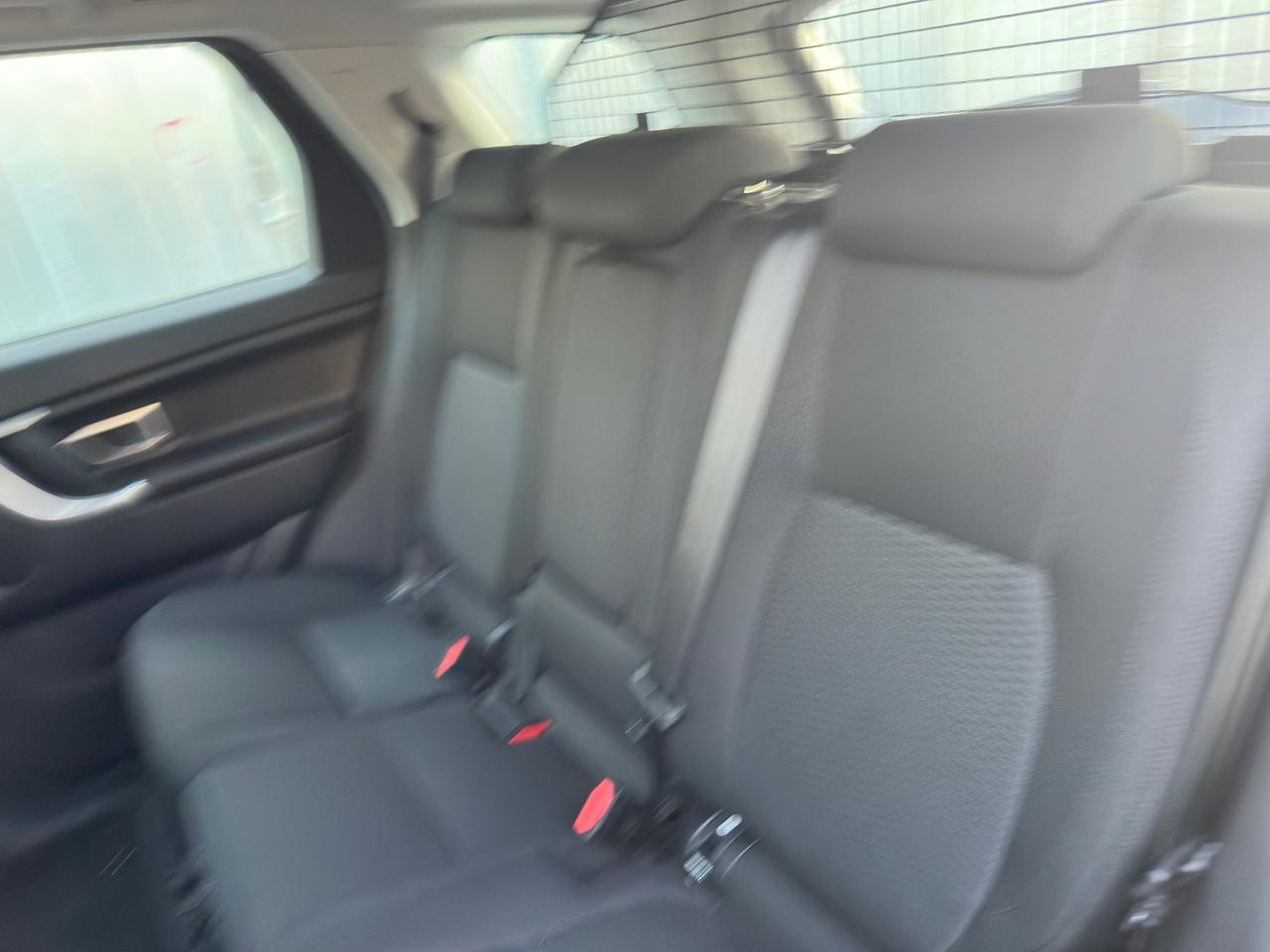 Land Rover Discovery Sport 2.0 TD4 150 CV n1