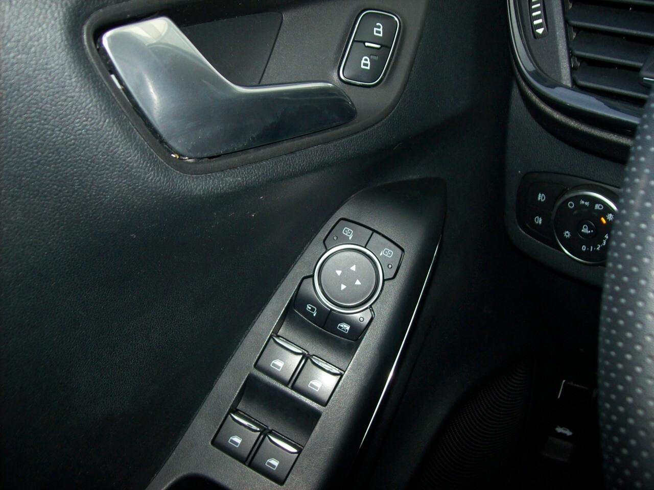 Ford Puma 1.0 EcoBoost Hybrid 125 CV S&S ST-Line