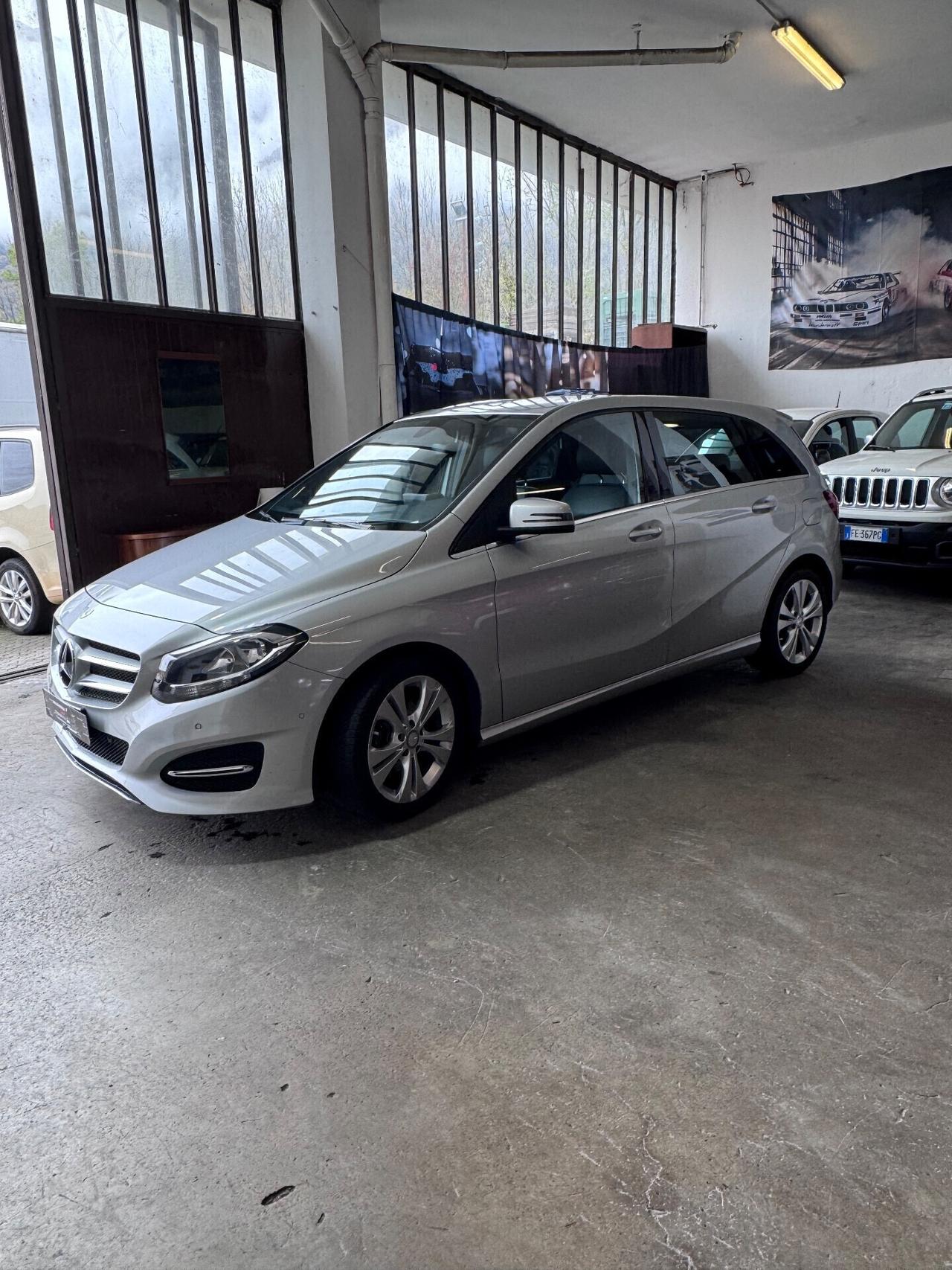 Mercedes-benz B 180 d Automatic Sport