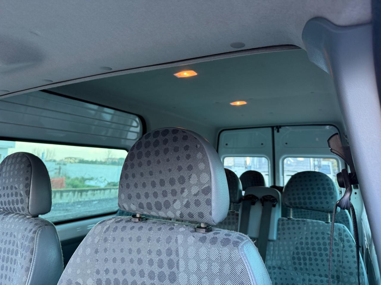 Ford Transit 2.2 Diesel 9 Posti passo lungo tetto alto