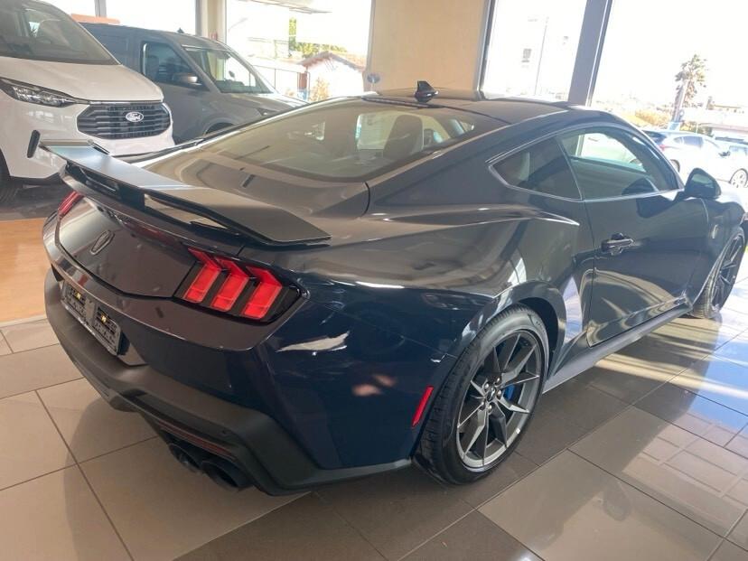 Ford Mustang Fastback 5.0 V8 Dark Horse