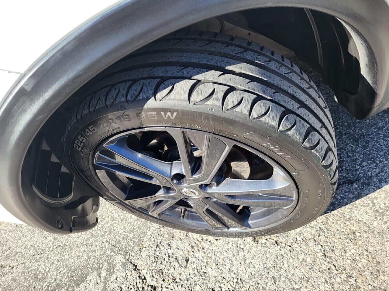 NISSAN JUKE-1,5 dCi-UNICA PRO-EURO 6B-NAVI-3 REVIS