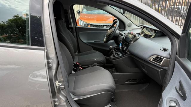 LANCIA Ypsilon 1.0 FIREFLY S&S HYBRID GOLD*24M.G.*CARPLAY*LED*TEL