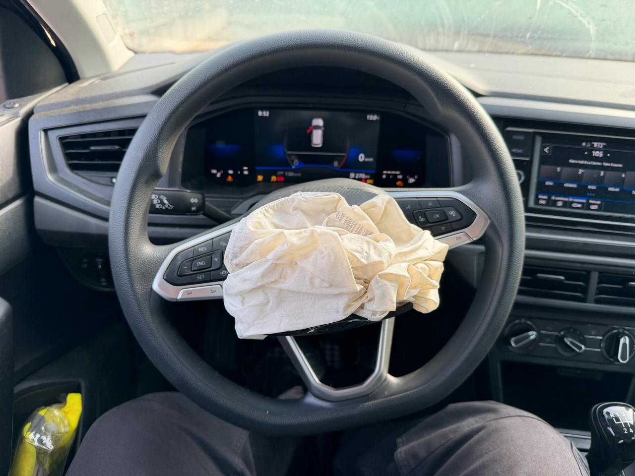 VOLKSWAGEN POLO 2022 1.0 BENZINA 80 CV *SINISTRATA