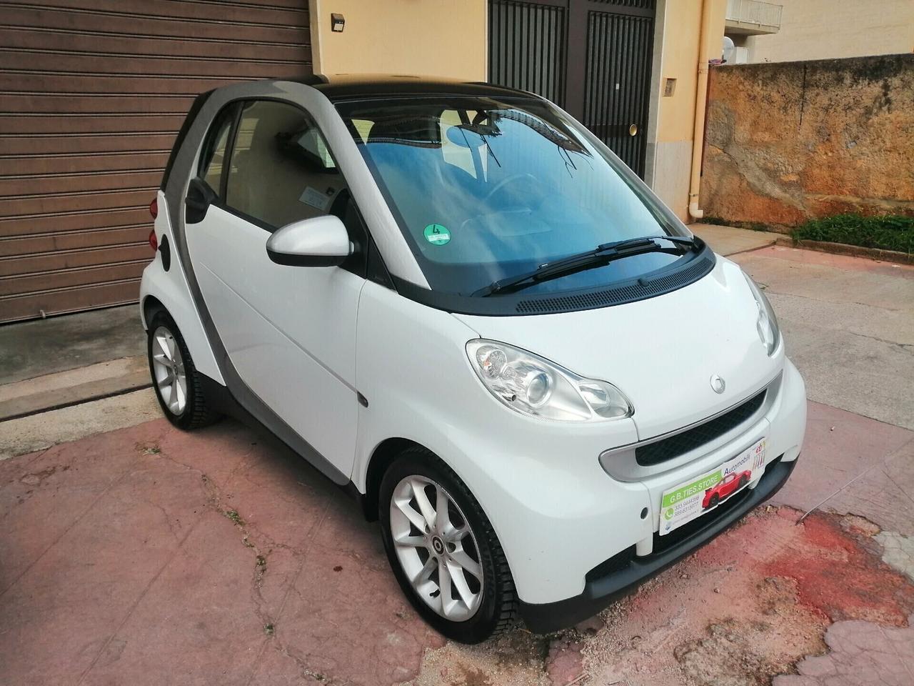 SMART FORTWO PASSION 2011 1.0MHD 71cv FULL