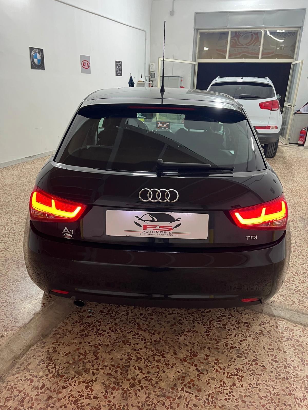 Audi A1 1.6 TDI S tronic Attraction