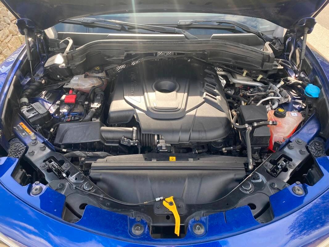 Alfa Romeo Stelvio 2.2 t Business Q4 190cv auto