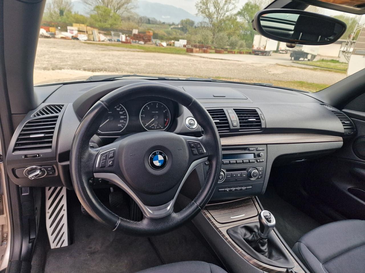 Bmw 118d 2.0 143CV Cabrio Futura "Tagliandi Bmw"
