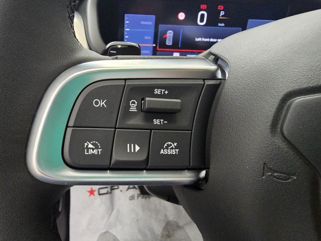Jeep Avenger 1.2 Turbo 100 CV e-Hybrid Summit