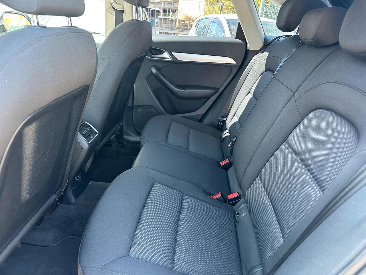 Audi Q3 2.0 TDI 120 CV S tronic Business-02/2017