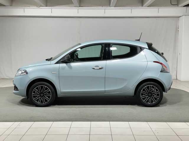 Lancia Ypsilon 1.0 FireFly 5 porte S&S Hybrid Oro 5 posti