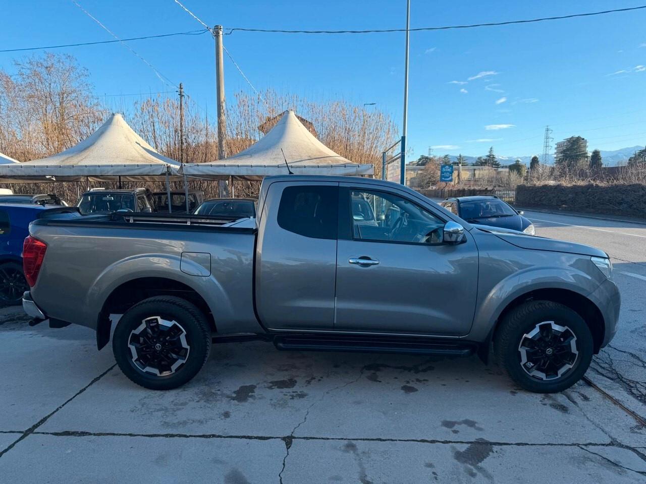 Nissan Navara 2.3 dCi 4WD King Cab Acenta