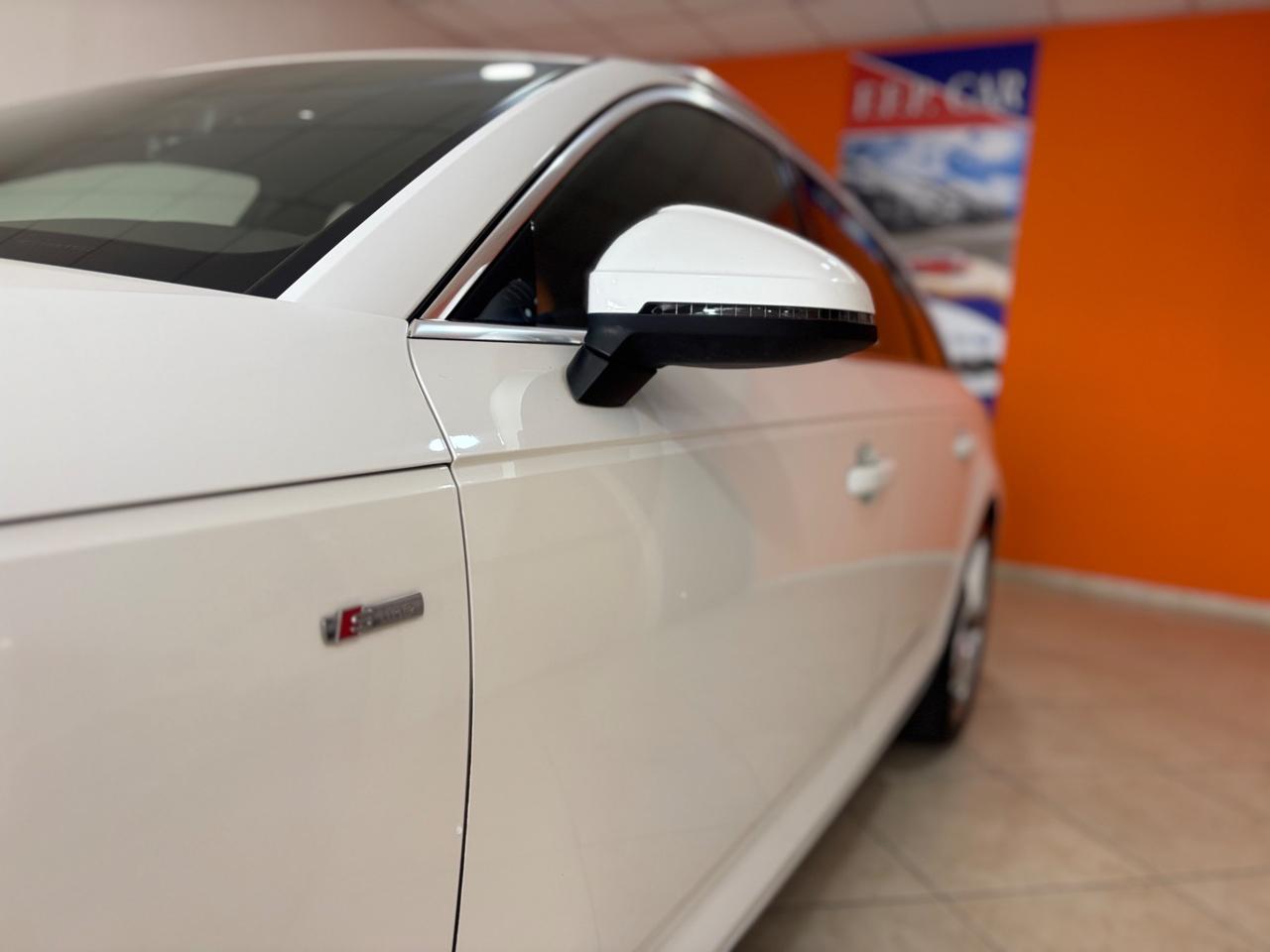 Audi A4 Avant 2.0 TDI 150 CV S LINE X 2 VIRTUAL MATRIX PERMUTE FINANZIAMENTI