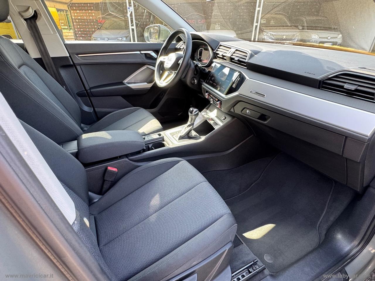 AUDI Q3 SPB 35 TDI S tronic Business Plus