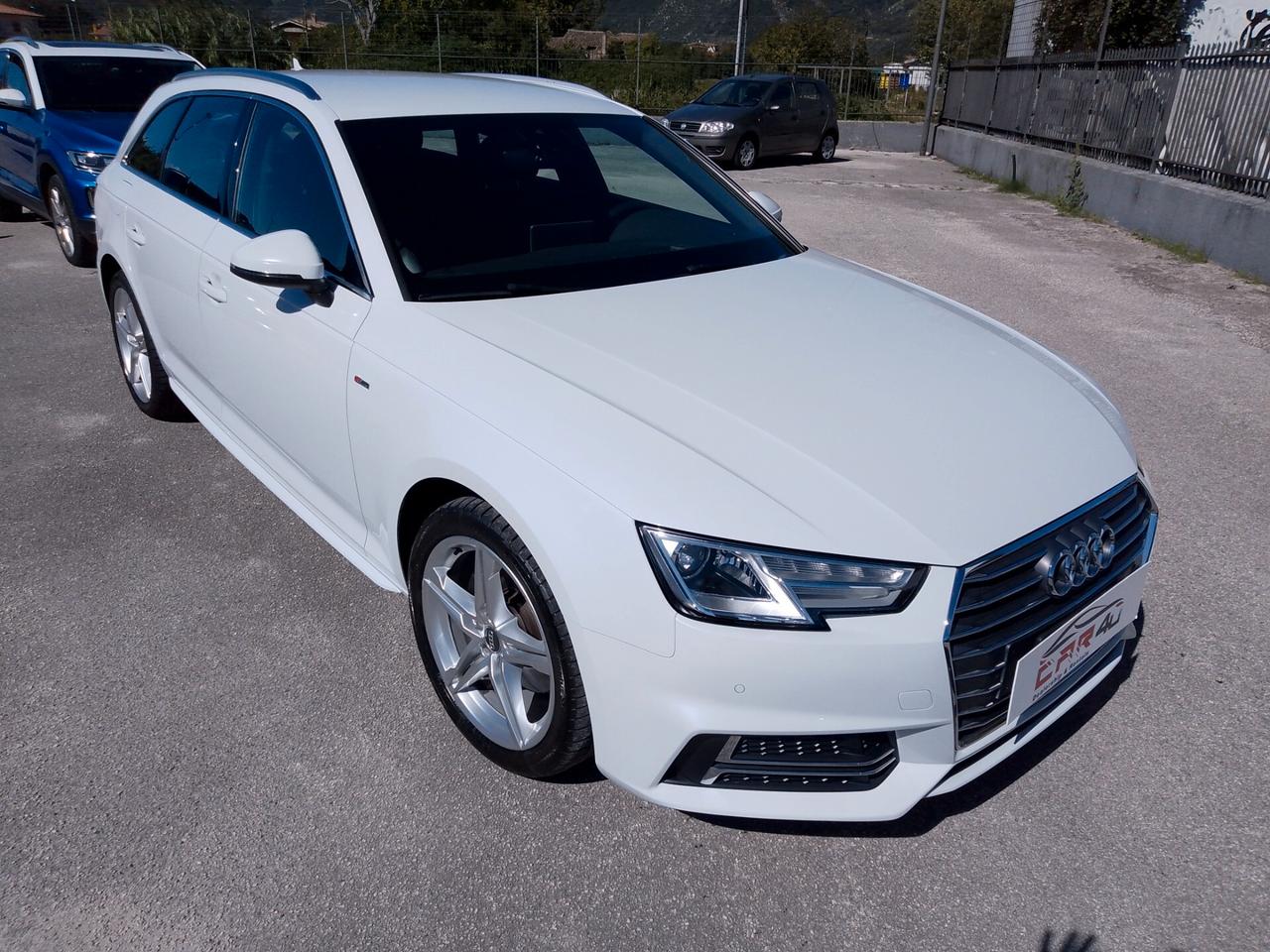 Audi A4 S LINE -VIRTUAL-POCHI KM