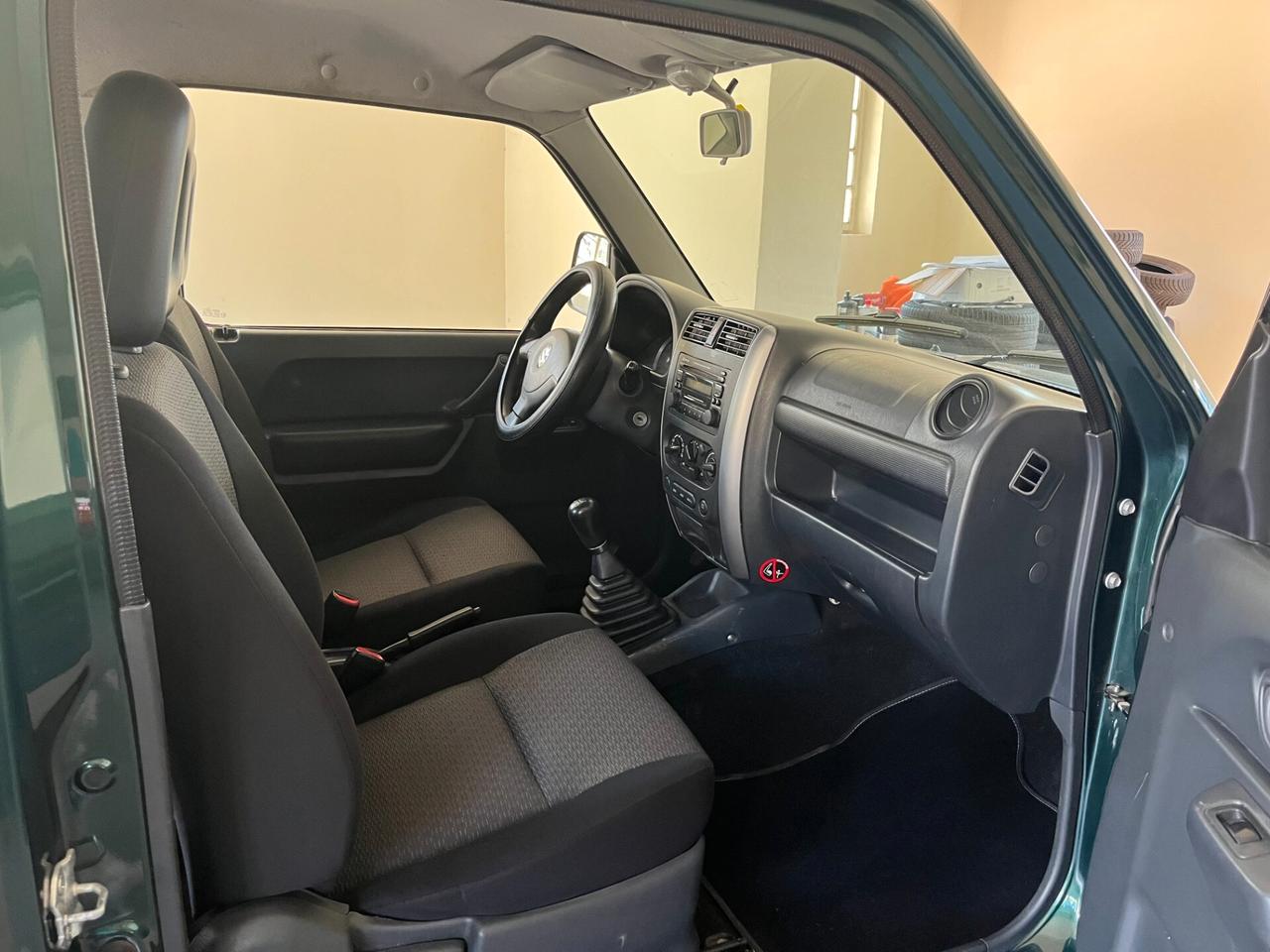 Suzuki Jimny 1.3i 16V 4WD