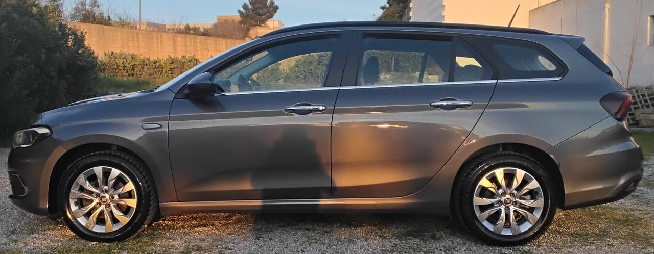 Fiat Tipo 1.6 Mjt S&S DCT SW Lounge