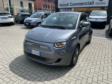 FIAT 500 500e Berlina 42 kWh Icon