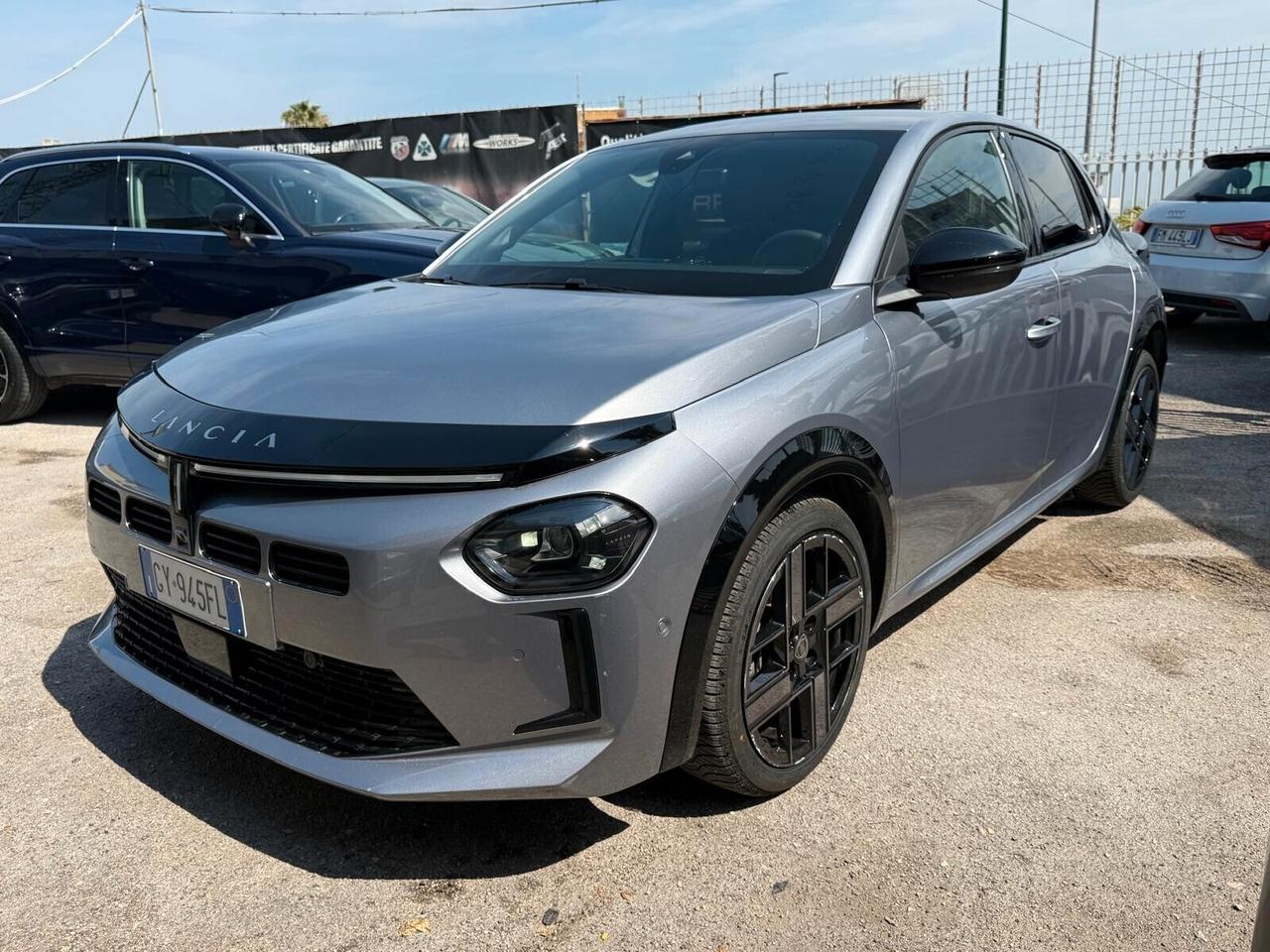 LANCIA YPSILON 2025 Hybrid AUTOMATICA LX 18.000 KM