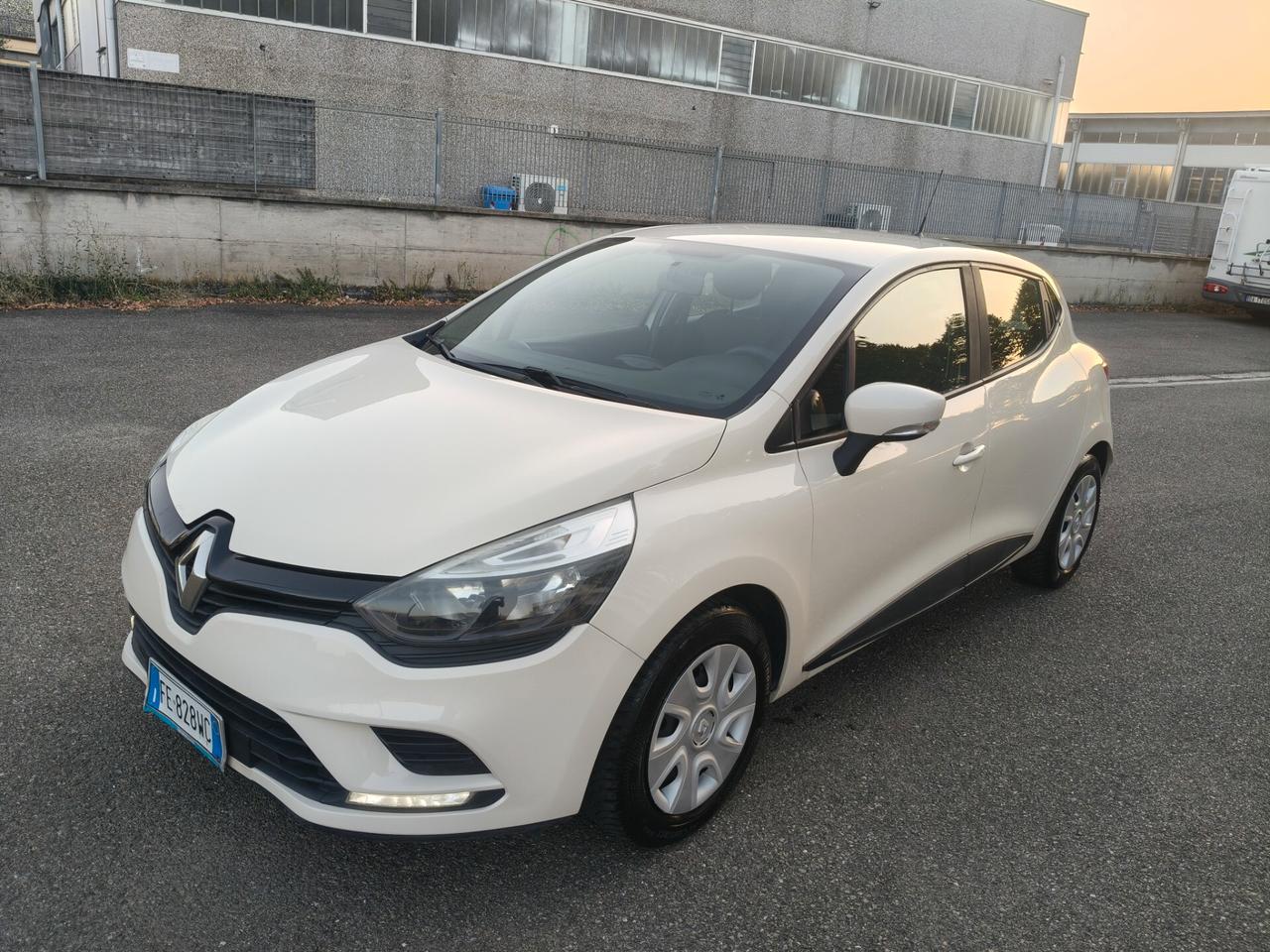 Renault Clio 1.2 75CV 5 porte 16 SOLO 103.000 KM