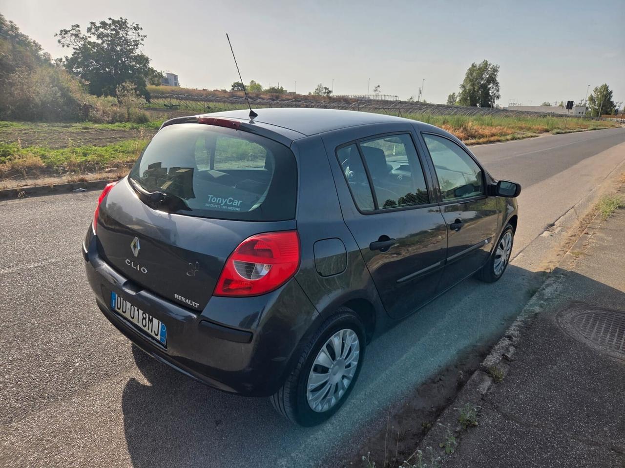 Renault Clio 1.2 benzina 5 porte 100 Mila km