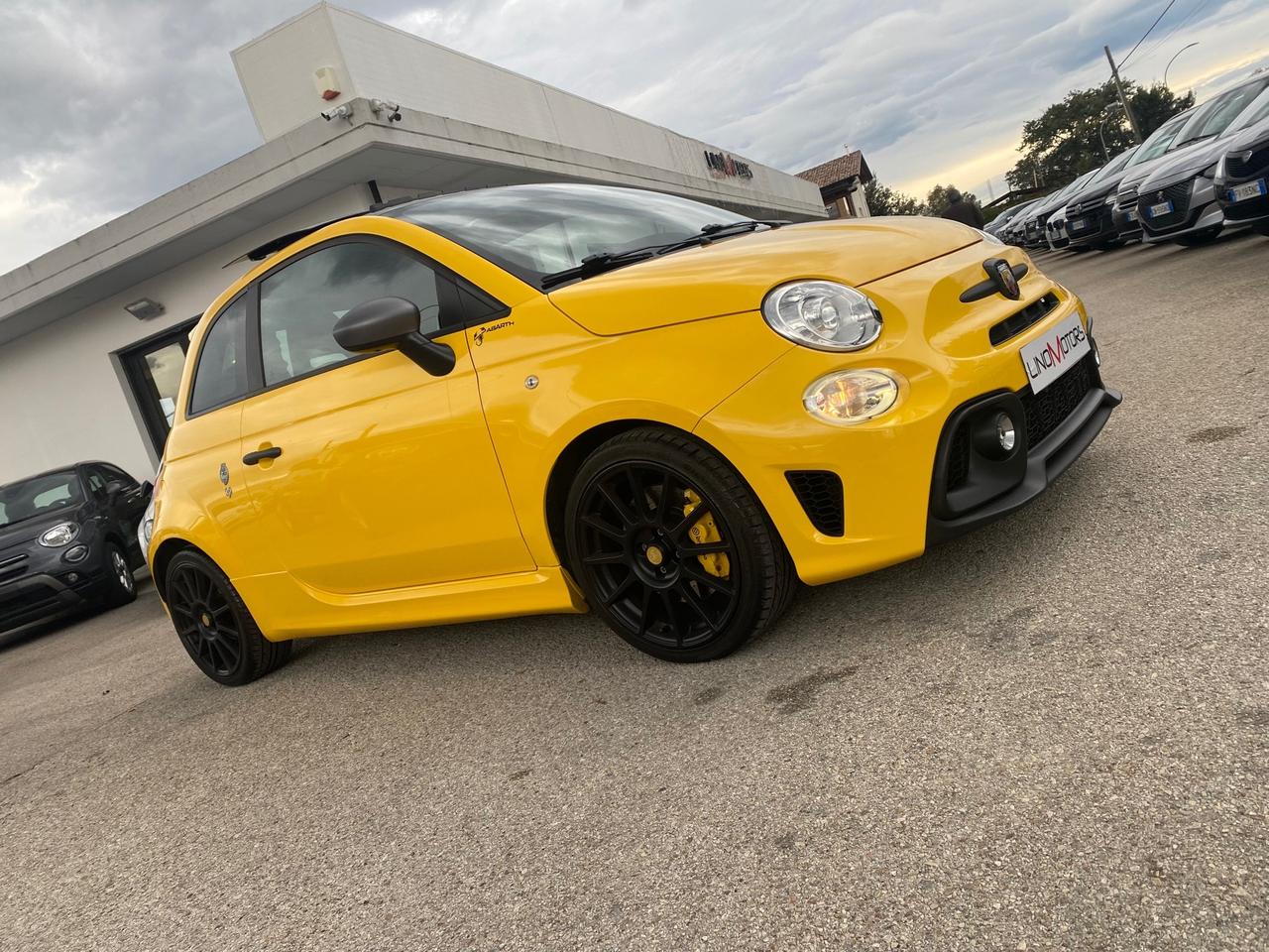 Abarth 595 1.4 Turbo T-Jet 180 CV Competizione