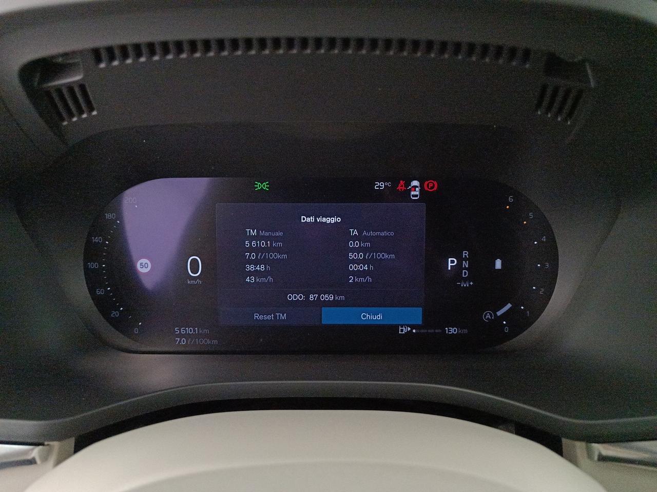 VOLVO XC60 2.0 b5 Plus Dark awd auto