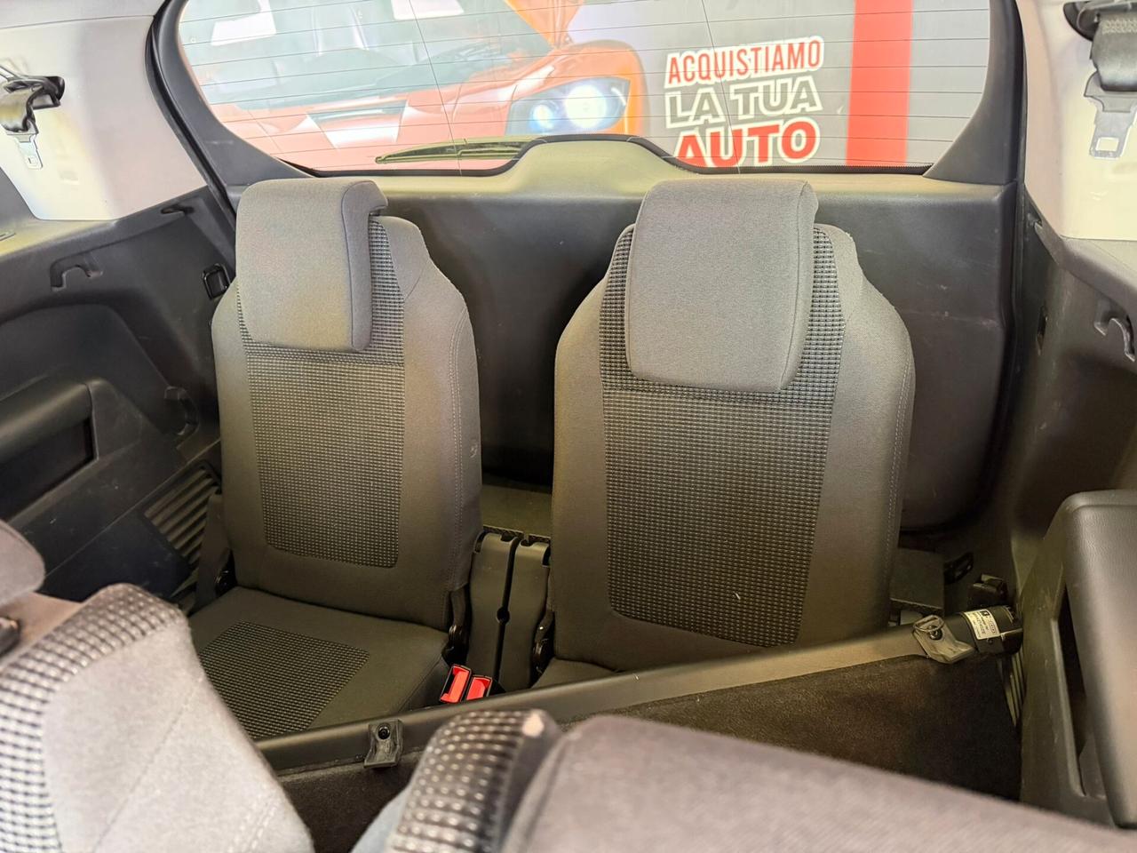 Peugeot 5008 1.6cc diesel 12 mesi garanzia-2016