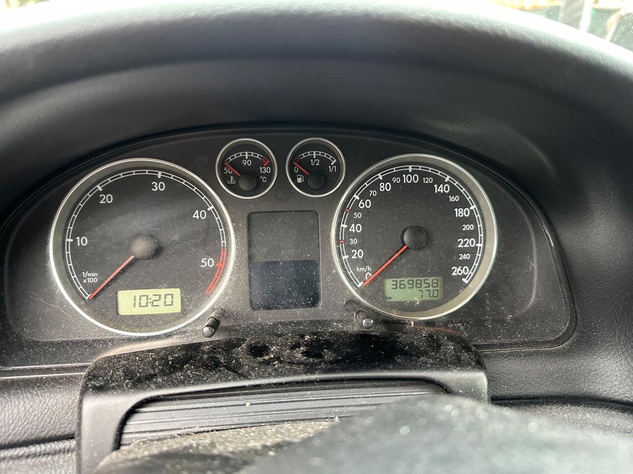 Volkswagen Passat 1.9 TDI/130 CV cat Var. H.line