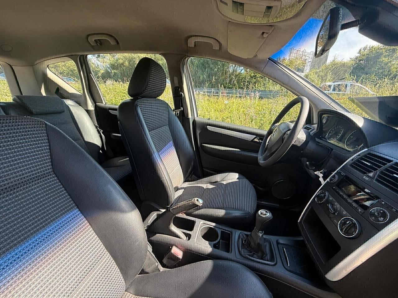 Mercedes-benz A 200 A 200 CDI Avantgarde