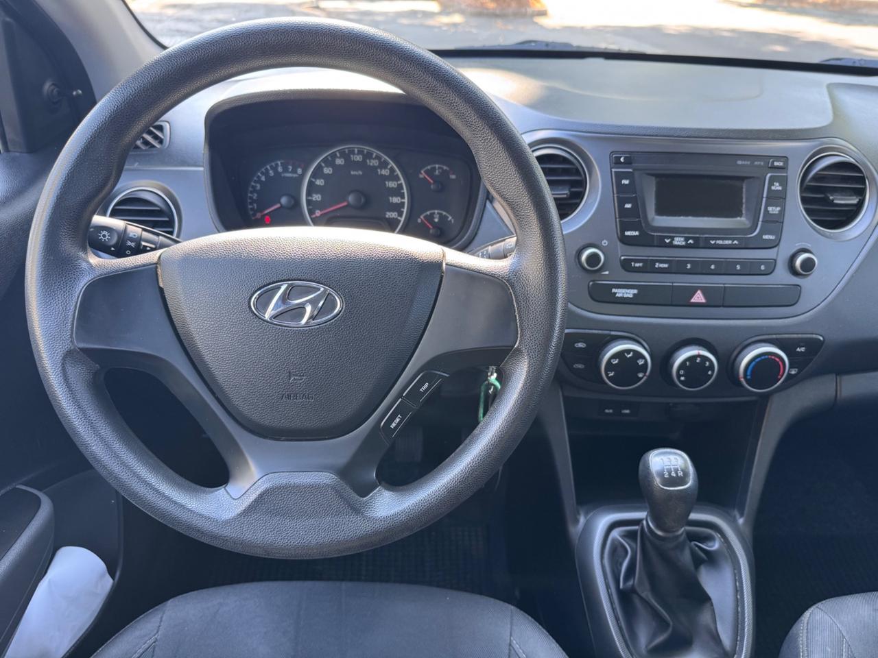 Hyundai i10 1.0 BENZINA neopaten GARANZIA 12 mesi
