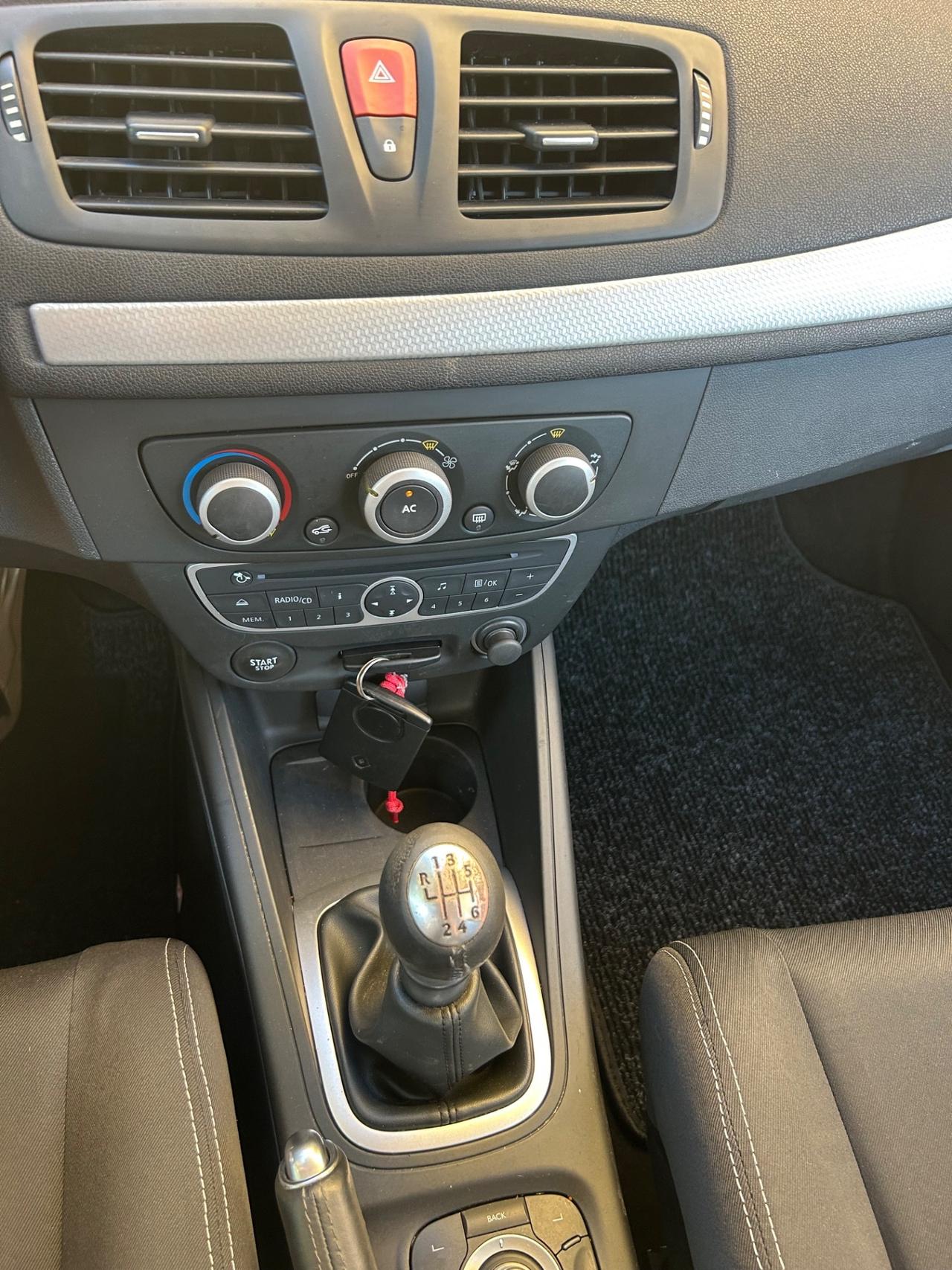 Renault Megane Mégane 1.6 GPL SporTour Dynamique