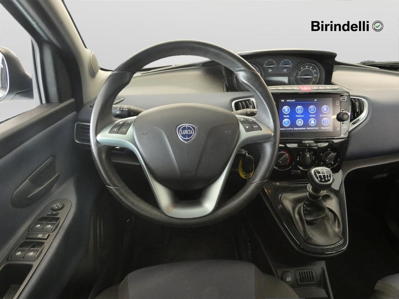 LANCIA Ypsilon 3ª serie - Ypsilon 1.0 FireFly 5 porte S&S Hybrid Platino
