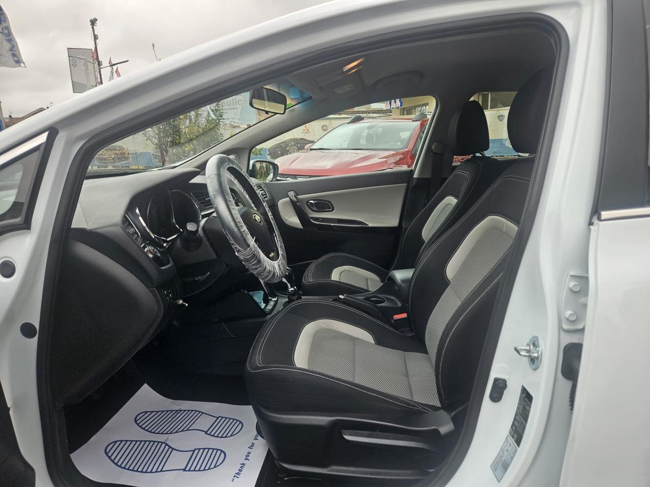 Kia Ceed cee'd 1.4 CRDi 5 porte Cool