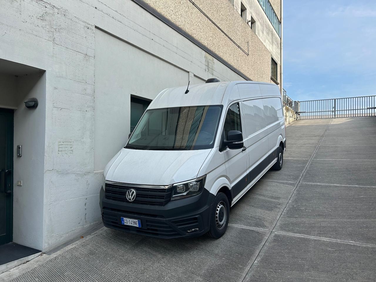 Volkswagen Crafter 35 2.0 BiTDI 177CV aut. PL-SL-TA Furgone Business
